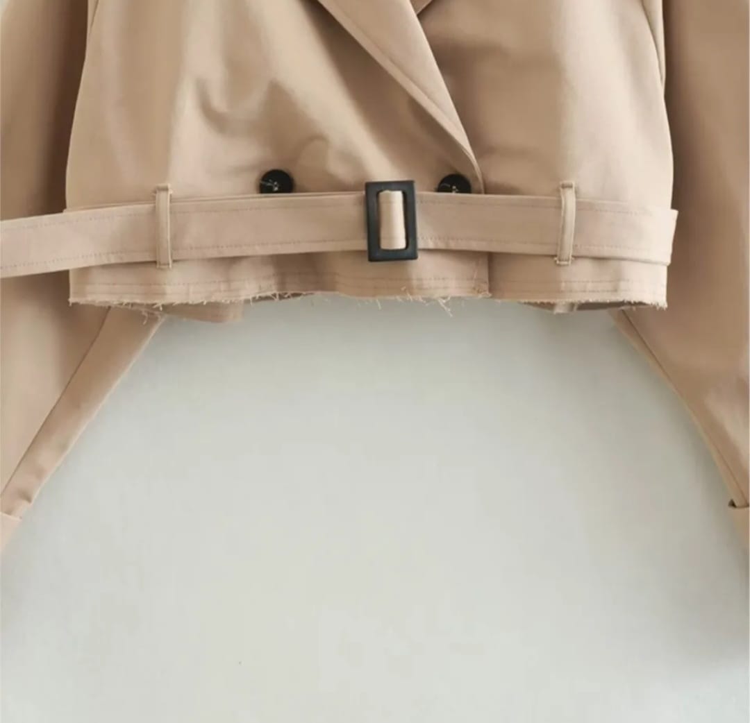 Gabardina Corta Beige